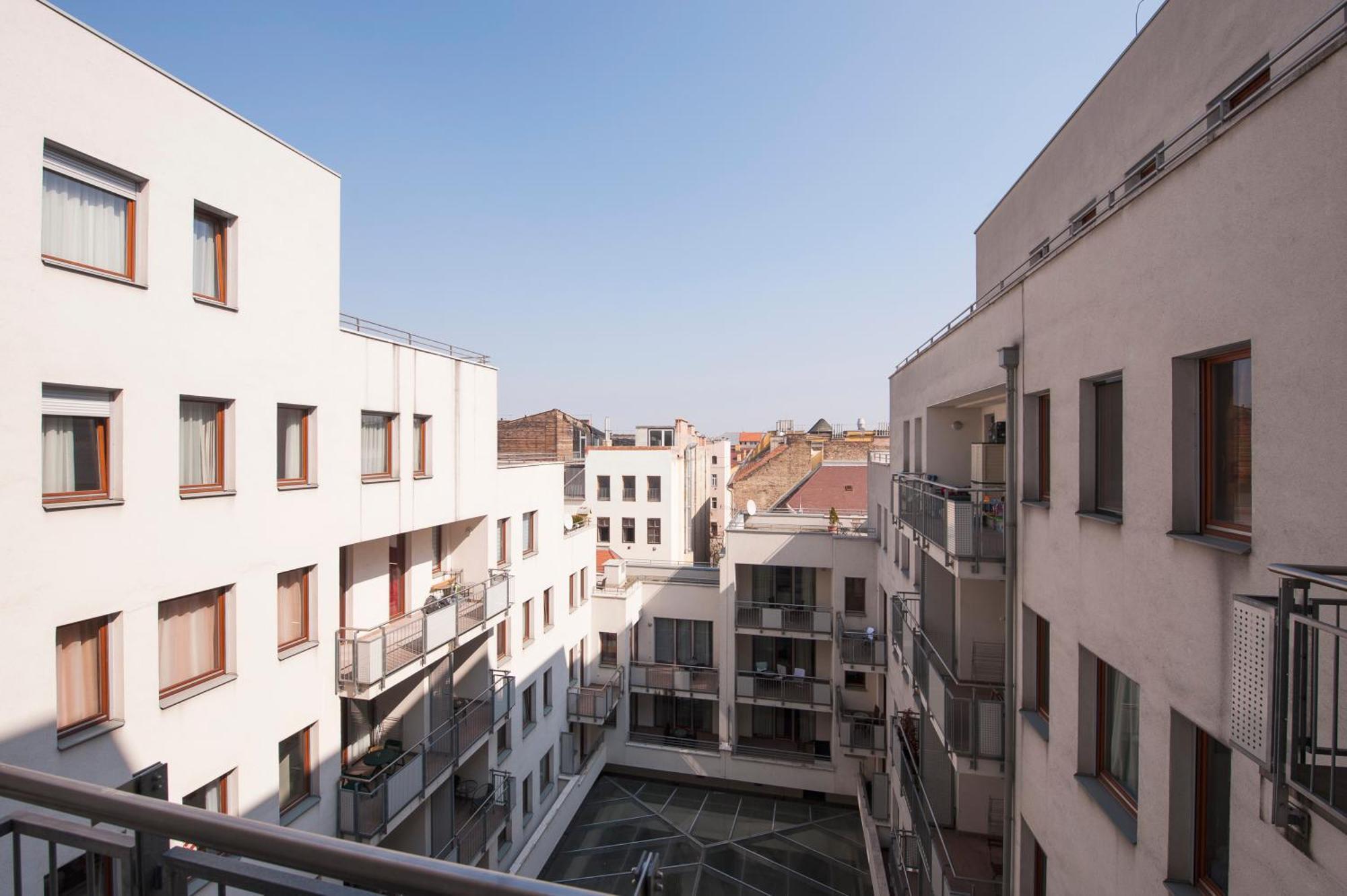 Central Passage Urban Nest Budapest Ngoại thất bức ảnh